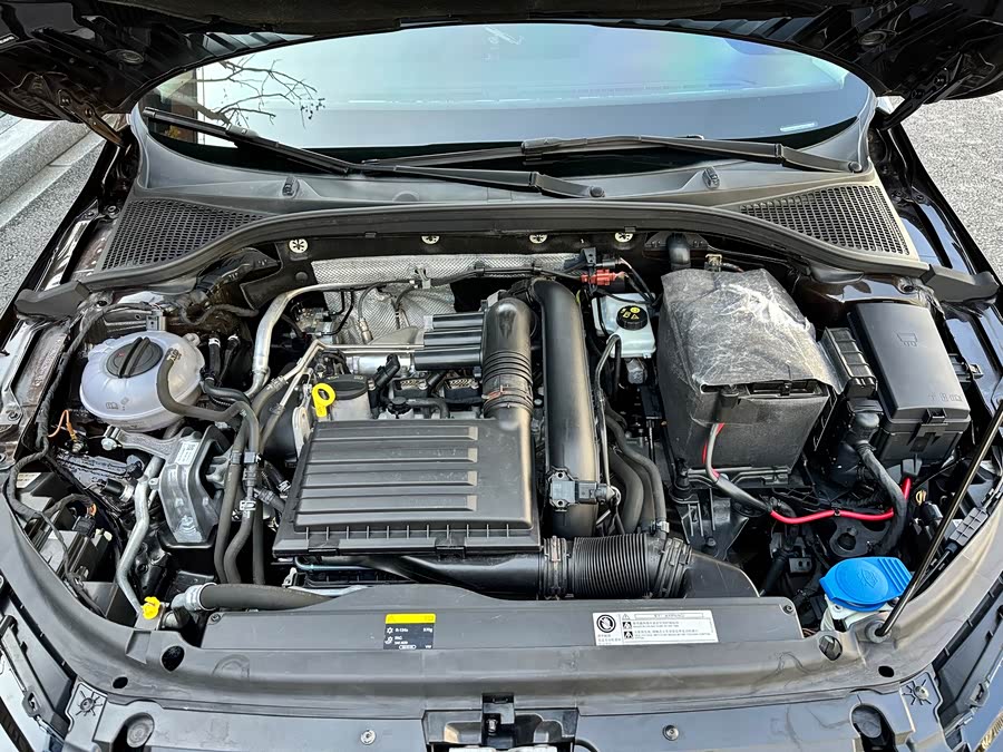 Skoda Octavia 2018 car image #17