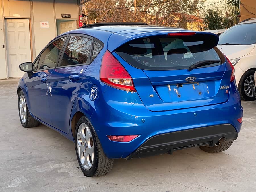 Ford Fiesta 2012 immagine di auto #17