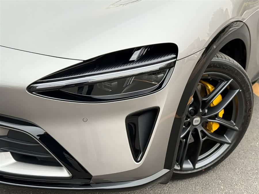 MI YU7 2025 immagine di auto #17