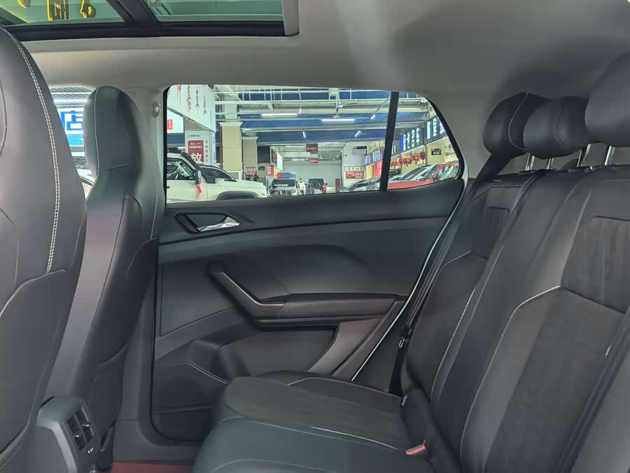 Volkswagen T-Cross 2021 car image #17