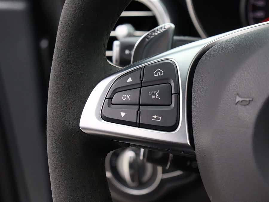 Mercedes-Benz C AMG 2018 immagine di auto #17