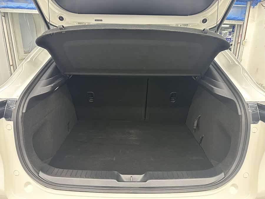 Mazda CX-30 2022 изображение автомобиля #17