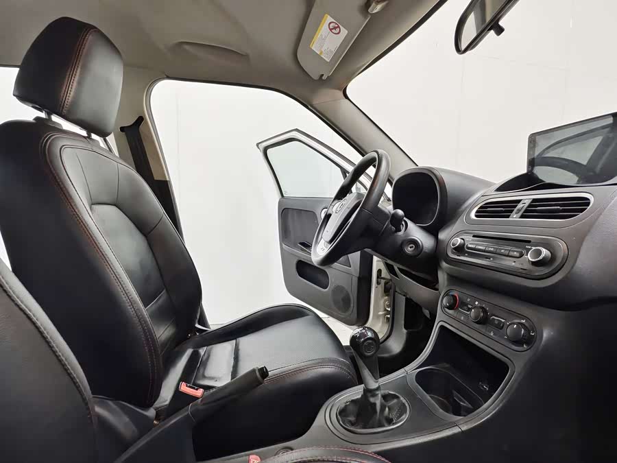 MG 3 2016 car image #17