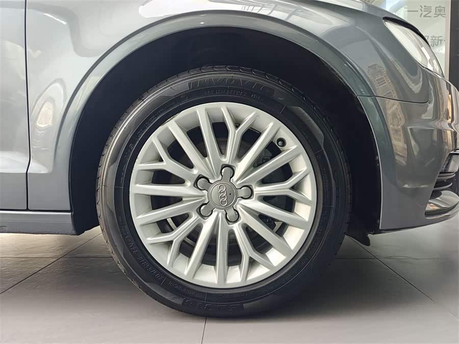 Audi A3 2014 car image #17