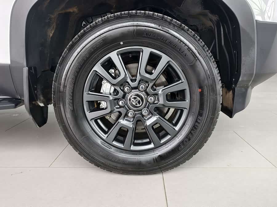 Toyota Land Cruiser Prado 2024 imagem de carro #17