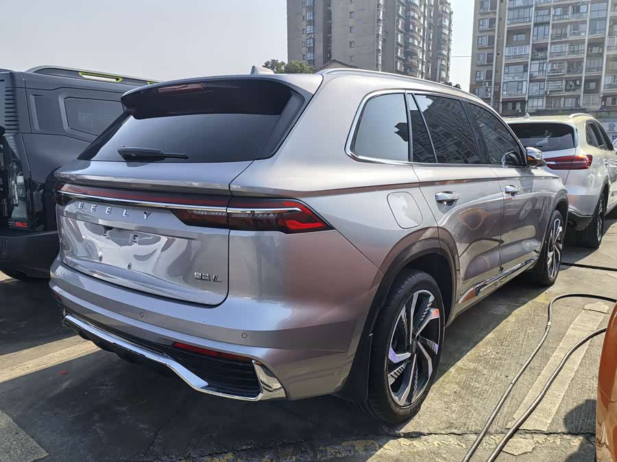 GEELY Monjaro 2023 car image #17