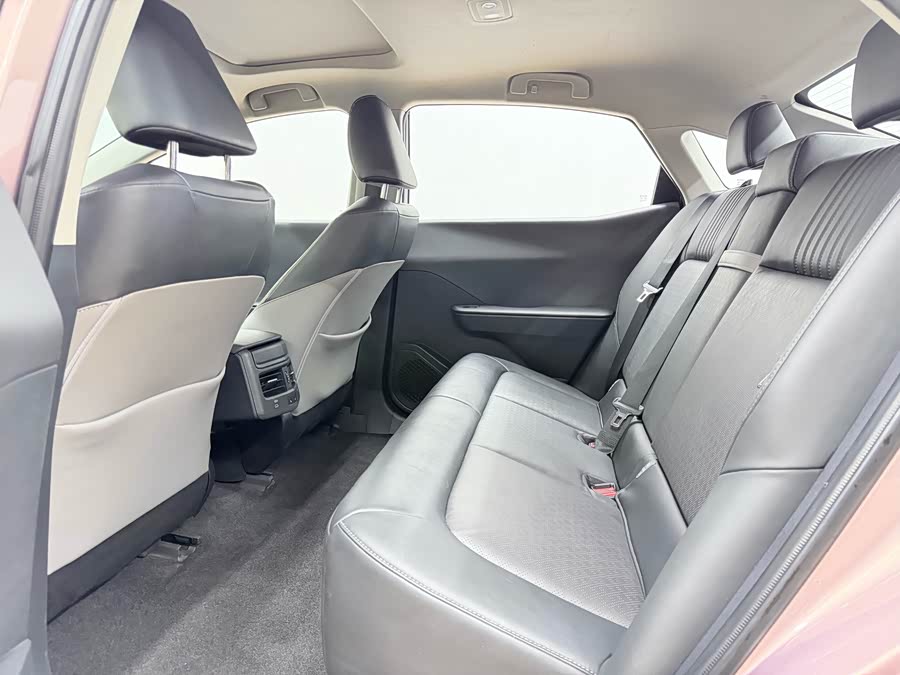 Toyota bZ3 2023 immagine di auto #17