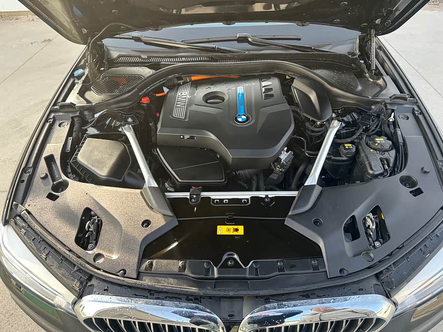 BMW 5 Series New Energy 2020 car image #17