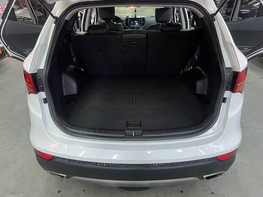 Hyundai Santa Fe 2014 #17 Hyundai Santa Fe 2014 car image #17