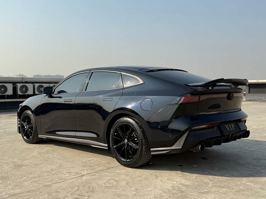 Changan UNI-V 2022 صورة سيارة #17