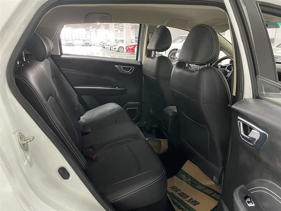 GEELY Vision X3 2019 изображение автомобиля #17