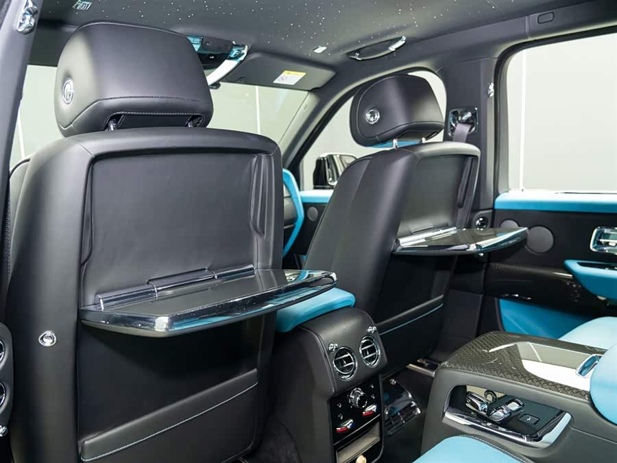 Rolls-Royce Cullinan 2022 car image #17