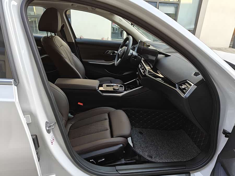 BMW i3 2024 #17 BMW i3 2024 car image #17