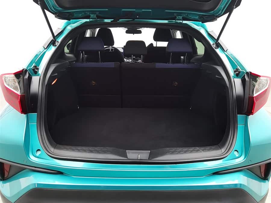 Toyota C-HR 2019 immagine di auto #17