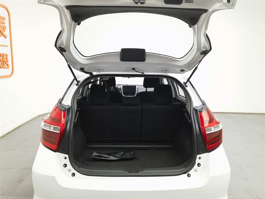 Toyota Yaris L Zhixuan 2019 immagine di auto #17