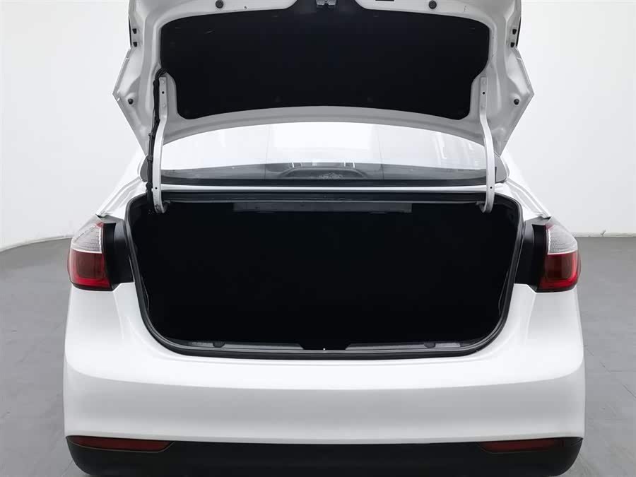 Kia K3 2016 car image #17