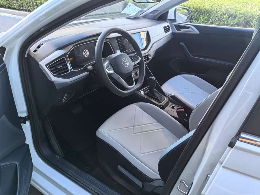 Volkswagen Lavida 2024 car image #17