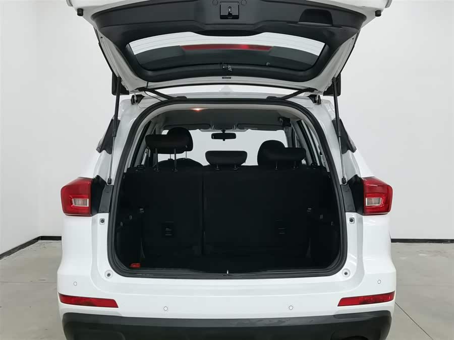 Haval M6 2018 #17 Haval M6 2018 car image #17