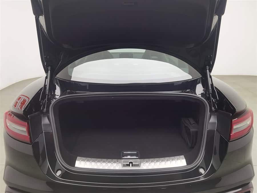 哪吒汽车 哪吒GT 2023 汽车图片 #17