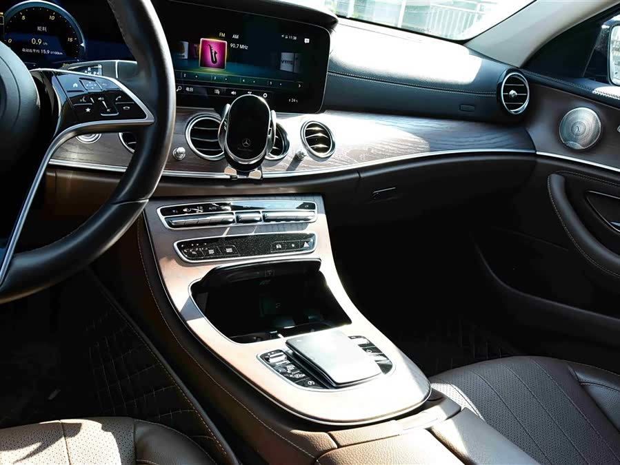 Mercedes-Benz E Class 2023 #17 Mercedes-Benz E Class 2023 car image #17