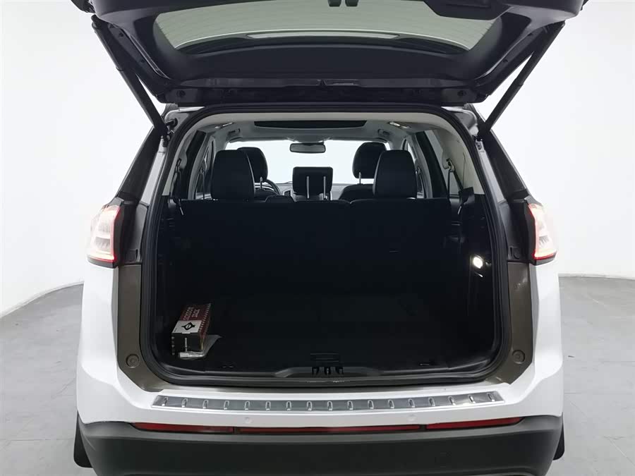 Ford Edge 2015 car image #17