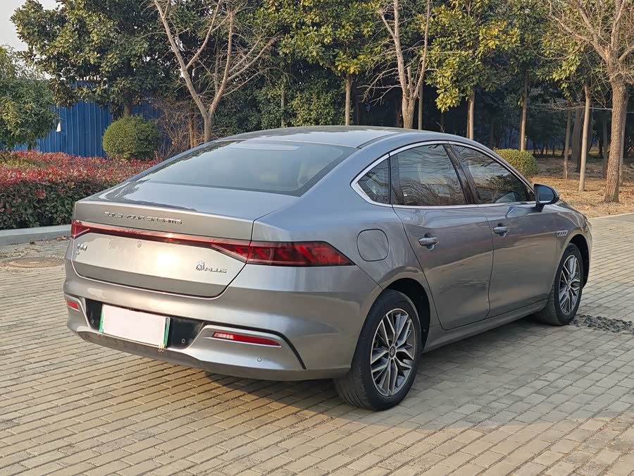 BYD Qin Plus 2023 car image #17