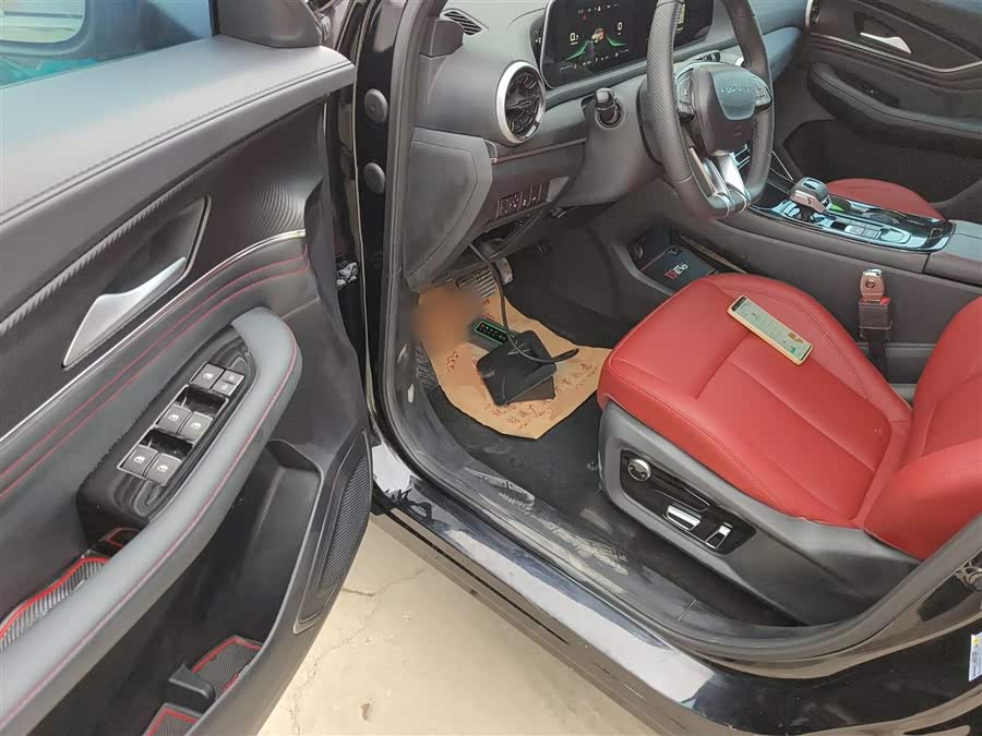 Forthing T5 EVO 2021 #17 Forthing T5 EVO 2021 car image #17