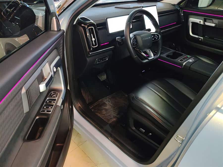 Chery Exploration 06 C-DM 2024 immagine di auto #17