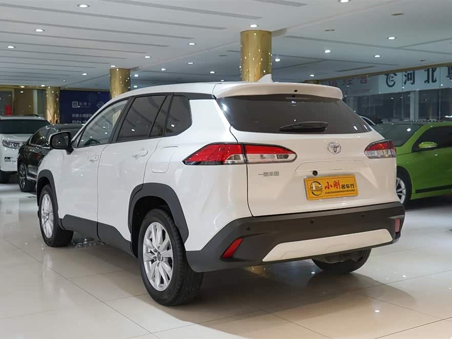 Toyota Corolla Cross 2024 immagine di auto #17