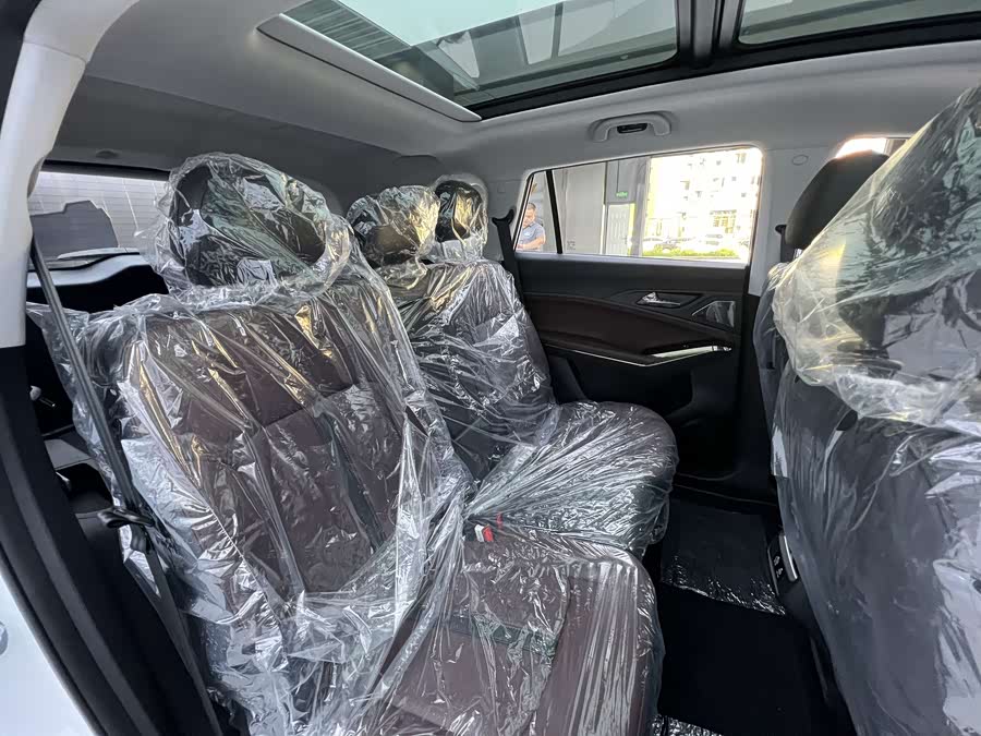 JAC X8 PLUS #17 JAC X8 PLUS صورة سيارة #17