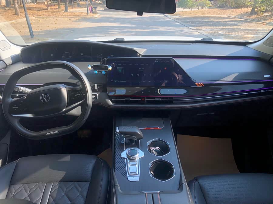 Changan UNI-K iDD 2022 #17 Changan UNI-K iDD 2022 car image #17