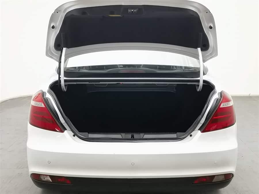 GEELY Emgrand 2017 car image #17