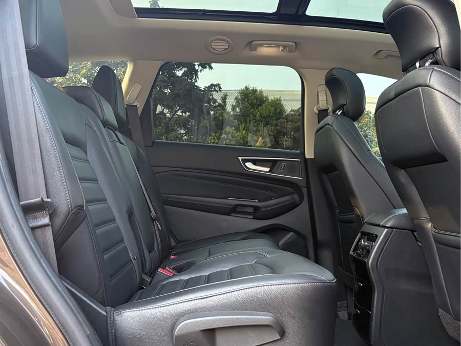 Ford Edge 2017 #17 Ford Edge 2017 صورة سيارة #17