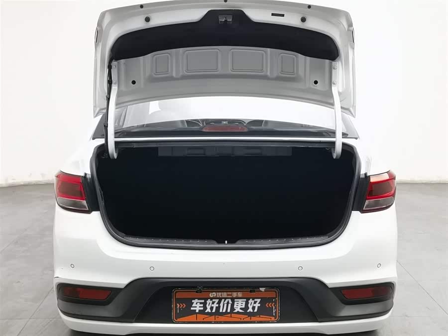 Kia K2 2017 car image #17