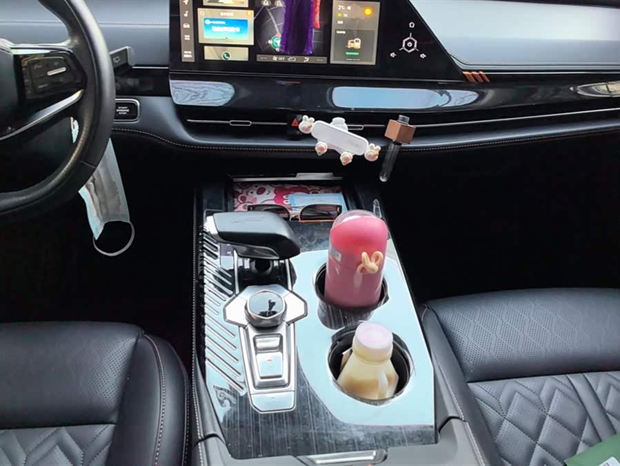 Changan UNI-K iDD 2022 car image #17