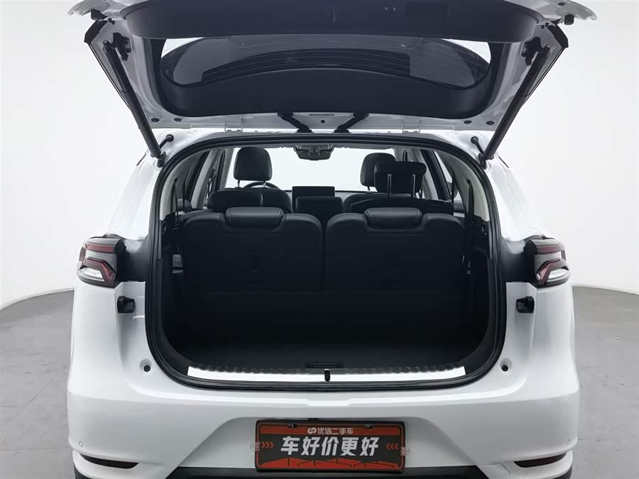 BYD Tang 2018 car image #17