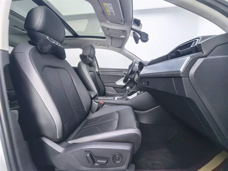 Audi Q3 2020 #17 Audi Q3 2020 car image #17