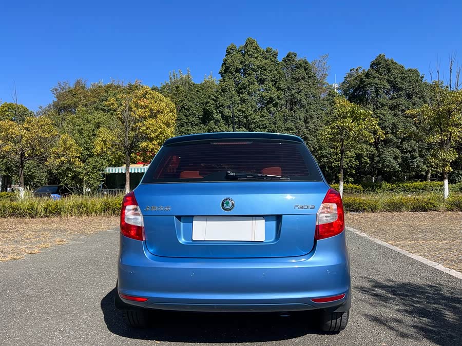 斯柯达 晶锐 2013 汽车图片 #17