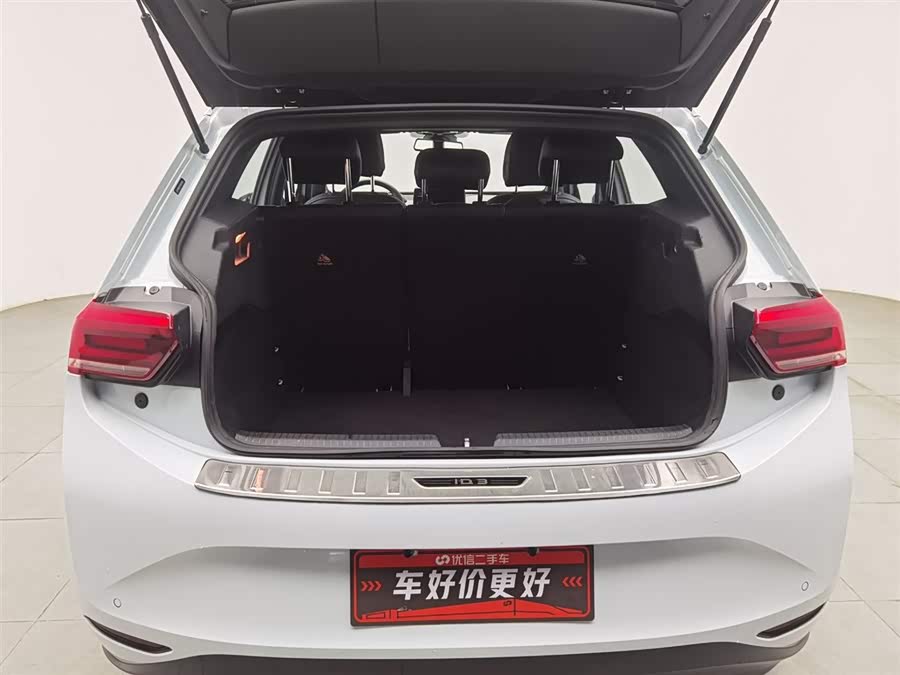 Volkswagen ID.3 2023 immagine di auto #17