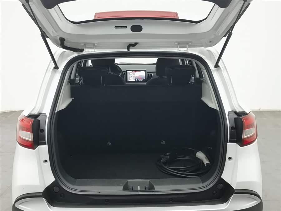 哪吒汽车 哪吒N01 2020 #17 哪吒汽车 哪吒N01 2020 汽车图片 #17