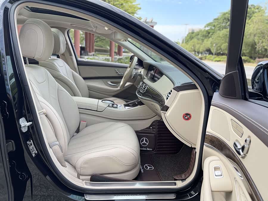 Mercedes-Benz S Class 2014 car image #17