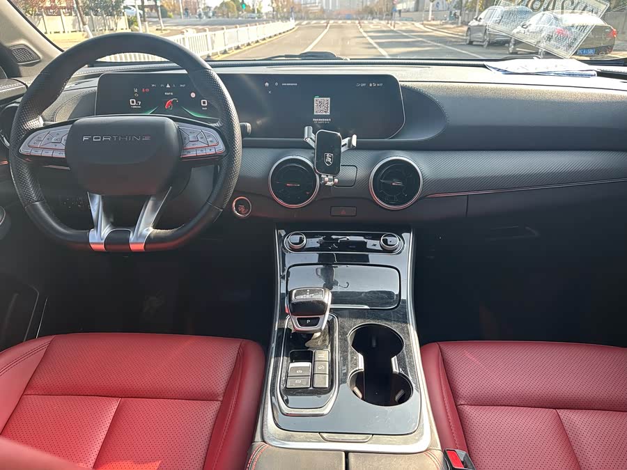Forthing T5 EVO 2021 car image #17