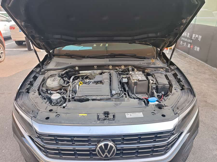 Volkswagen Passat 2023 car image #17