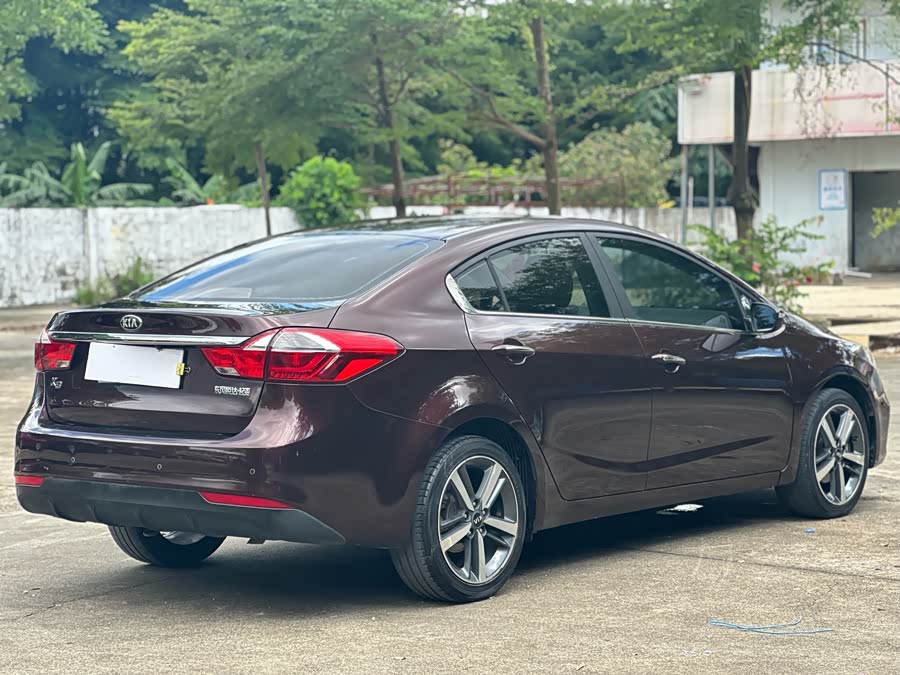 Kia K3 2017 car image #17