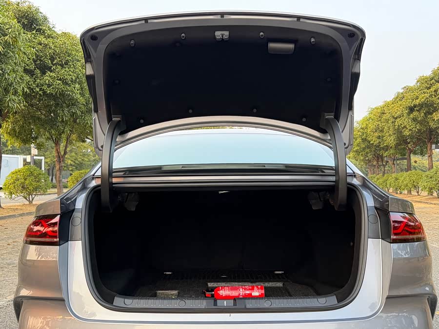 BYD Qin L 2024 car image #17