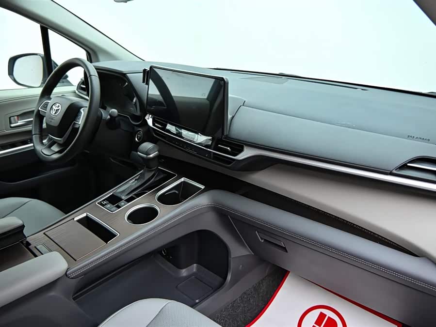 丰田 赛那SIENNA 2025 #17 丰田 赛那SIENNA 2025 汽车图片 #17