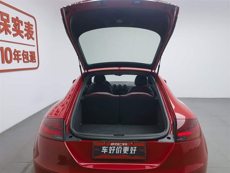 Audi TT 2012 car image #17