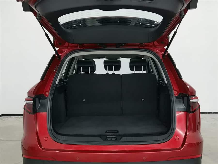 BYD Song Pro 2019 #17 BYD Song Pro 2019 car image #17