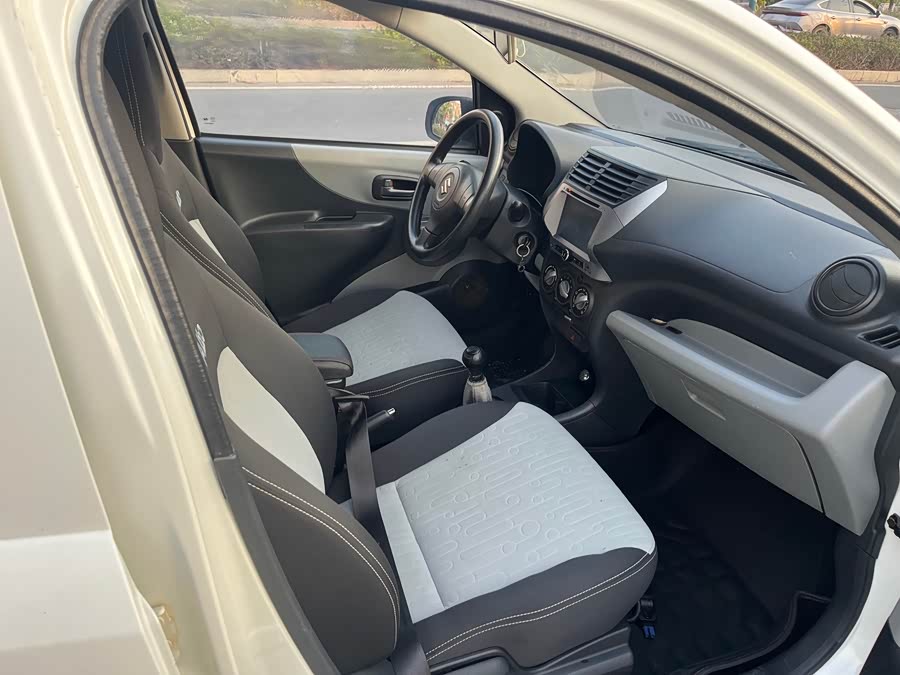 Suzuki Alto 2013 изображение автомобиля #17