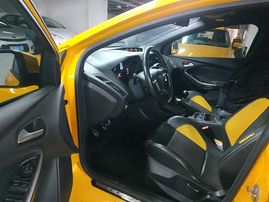 Ford Focus (Imported) 2015 #17 Ford Focus (Imported) 2015 imagen de coche #17